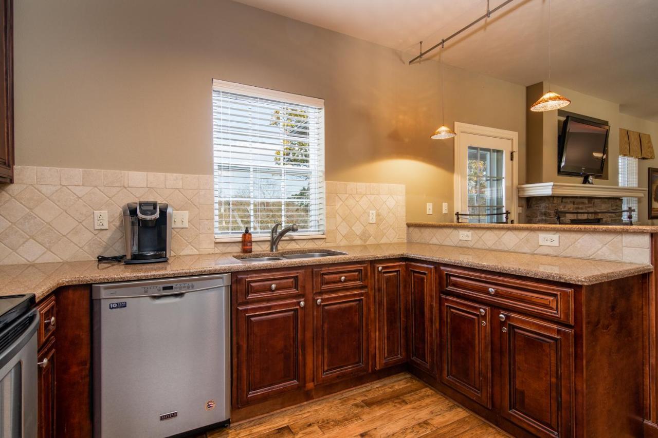 Two Bedroom Villa In The Heart Of Branson! Kültér fotó